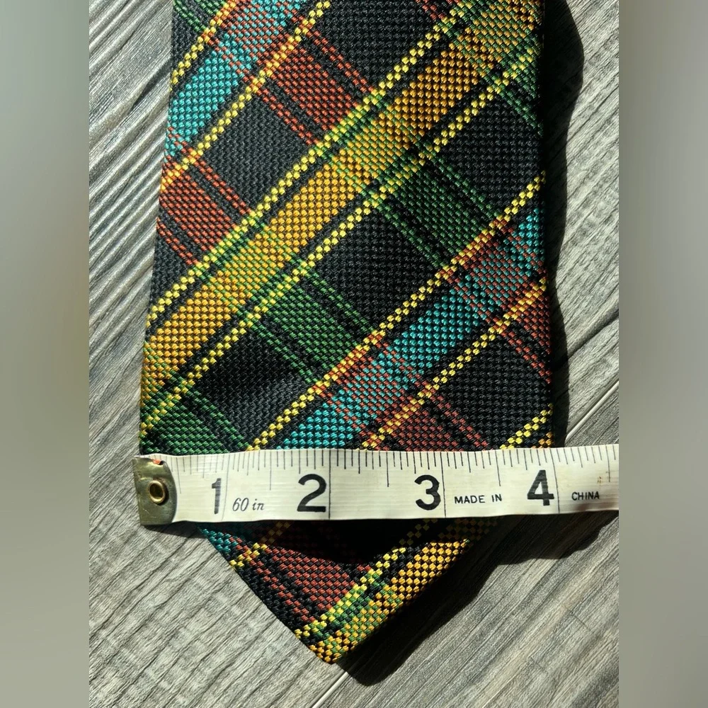 Burberry black label tie